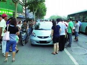 今晚开奖结果号码和黑车3公里收1800元与跑黑车3元一公里可以吗